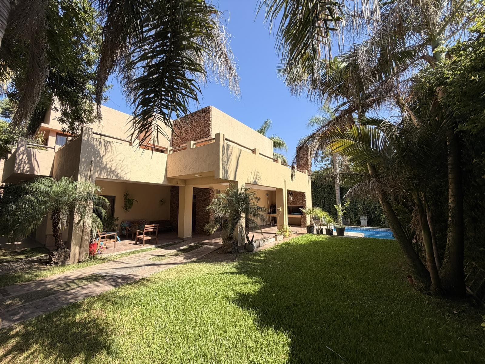 Casa en VENTA - 1