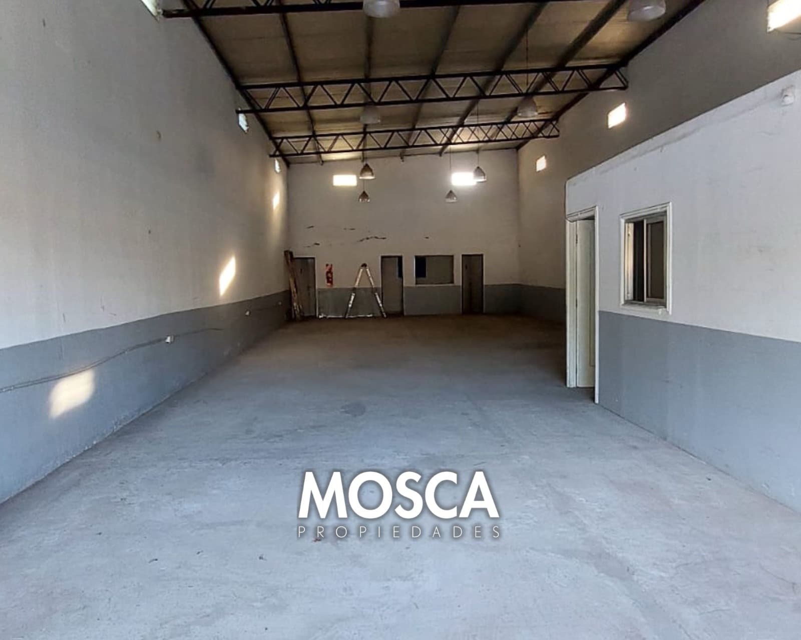 Galpón en Colectora General Rodriguez - 1