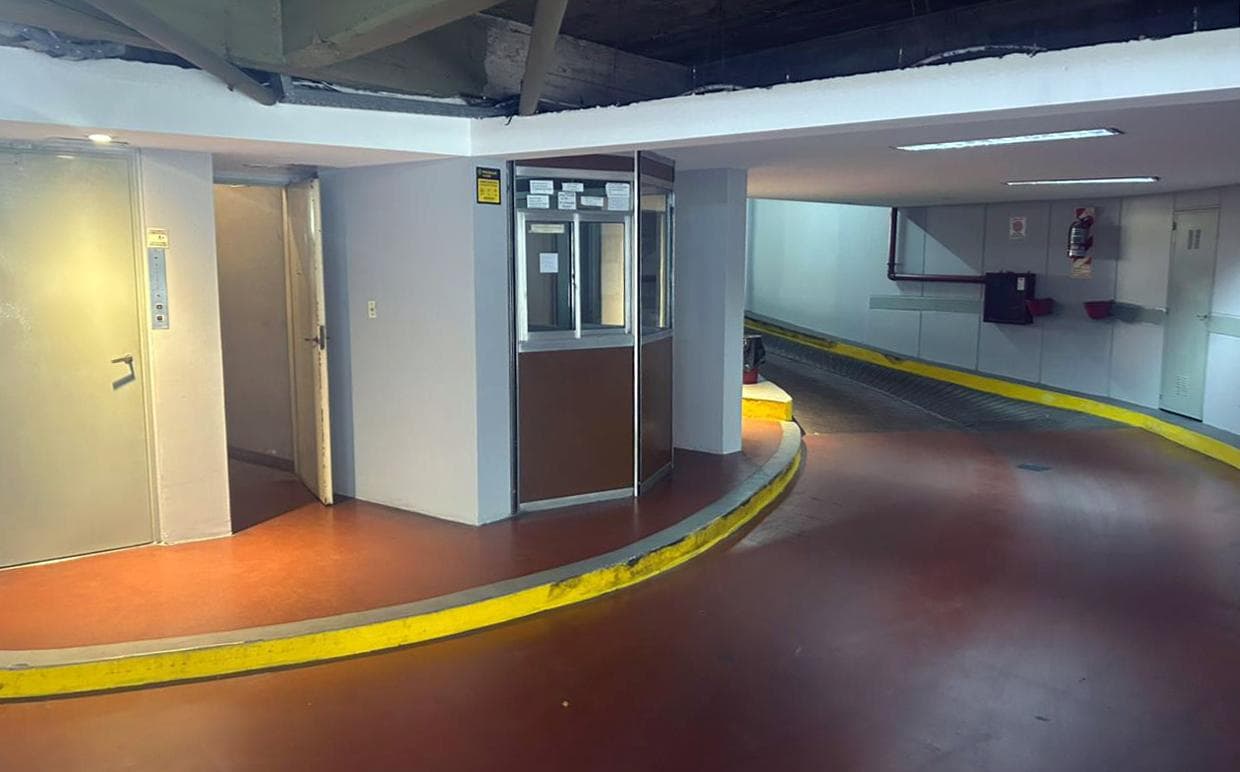 Venta Cochera Cubierta Recoleta - 1