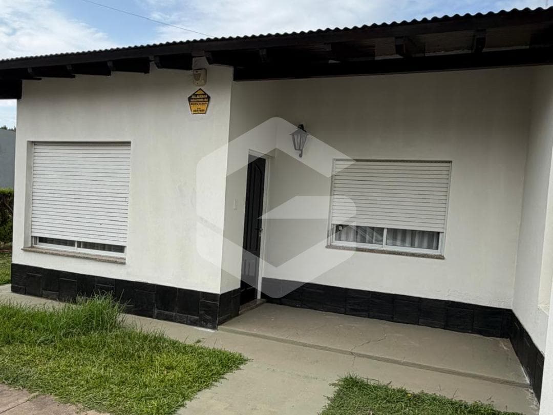 Casa en Carcaraña - 1