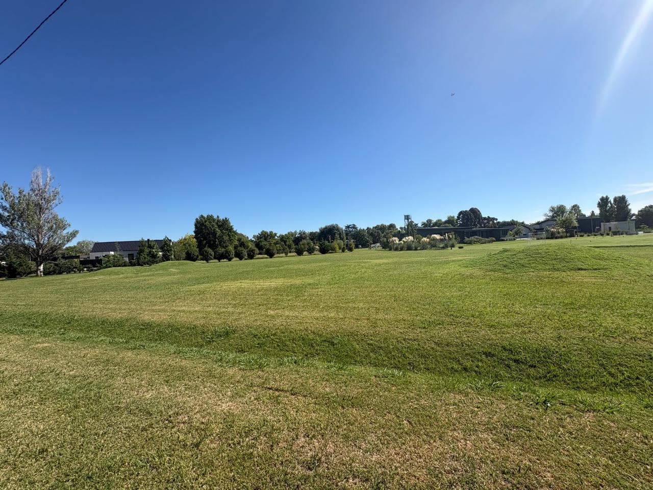 Lote/terreno 3026m2 en venta en Country Club Los Cerrillos, Manzanares, Pilar - 1