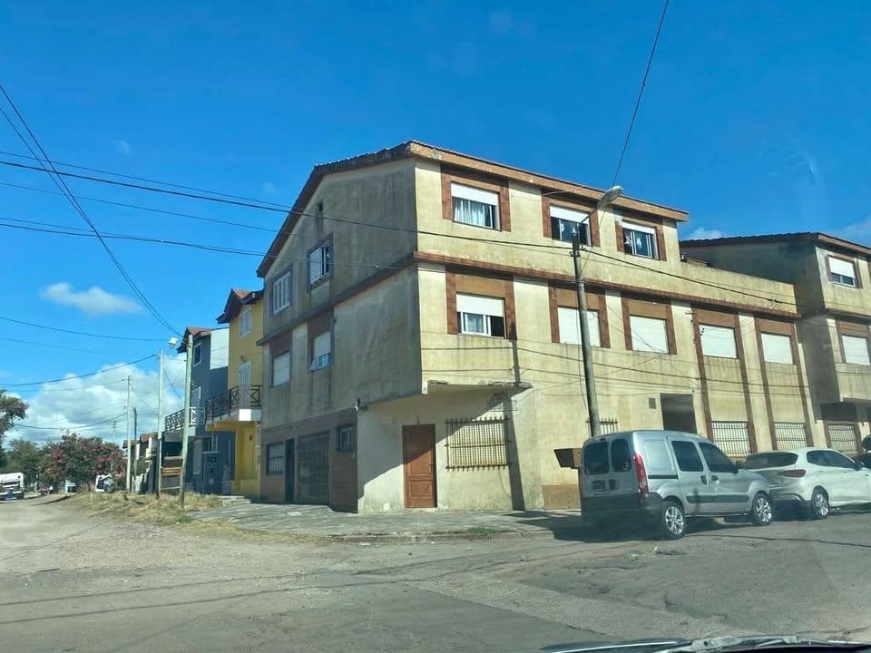 Departamento 2 ambientes en calle 1 al 7600 mar del tuyu - 1