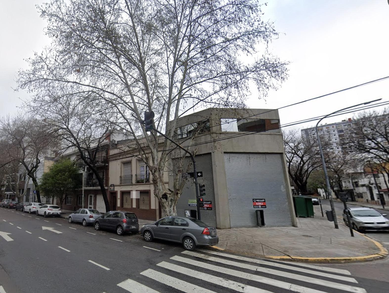 LOCAL FLORES sobre Av AVELLANEDA - COMERCIAL de 130mts en OCHAVA - FLORESTA - ALQUILER - 1