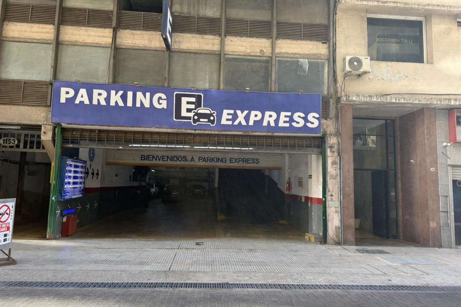 Cochera en Tribunales - 1