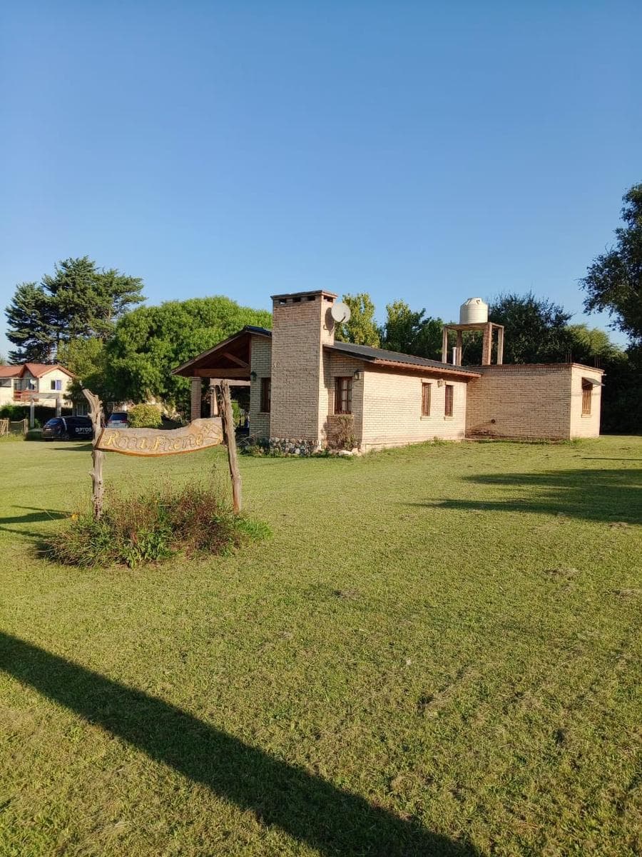 VENTA REATES CHALET FRENTE PLAZA PRINCIPAL - 1