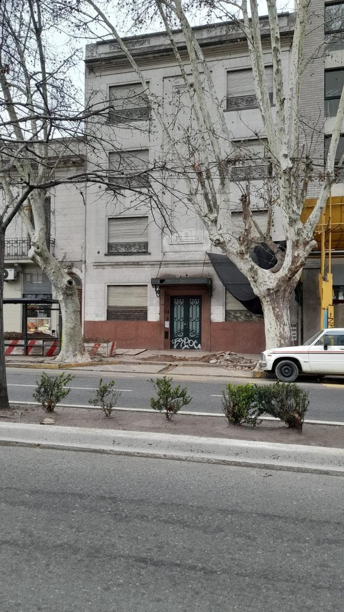 Hotel en La Plata - 1