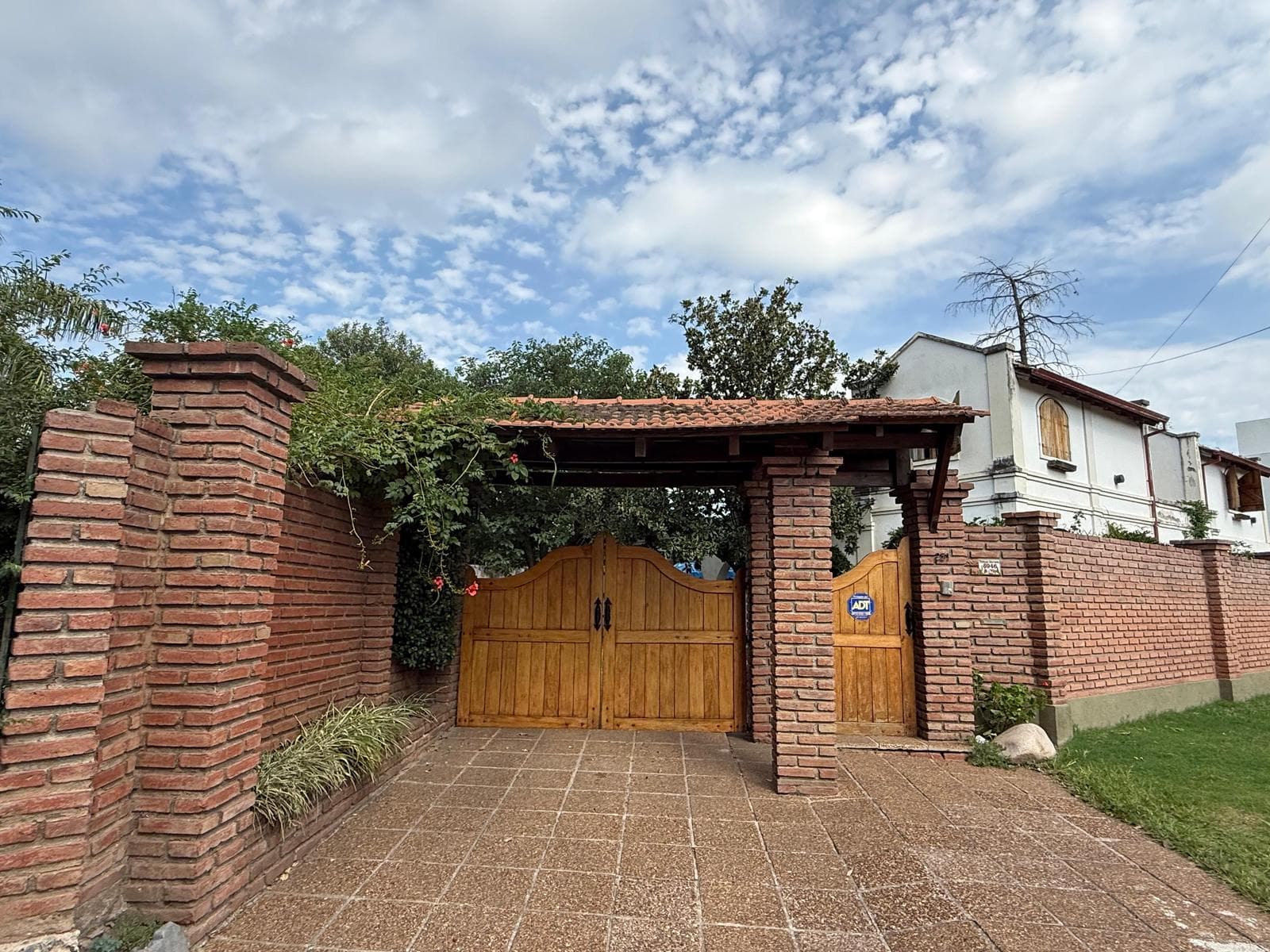 VENTA - VILLA BELGRANO HERMOSA CASA 5 DORMITORIOS 3 BAÑOS - 1