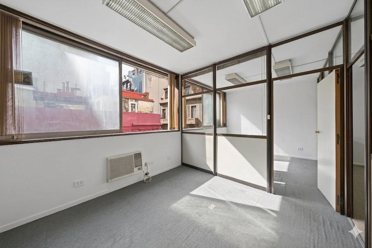 Excelente oficina, apta vivienda en Retiro - 1