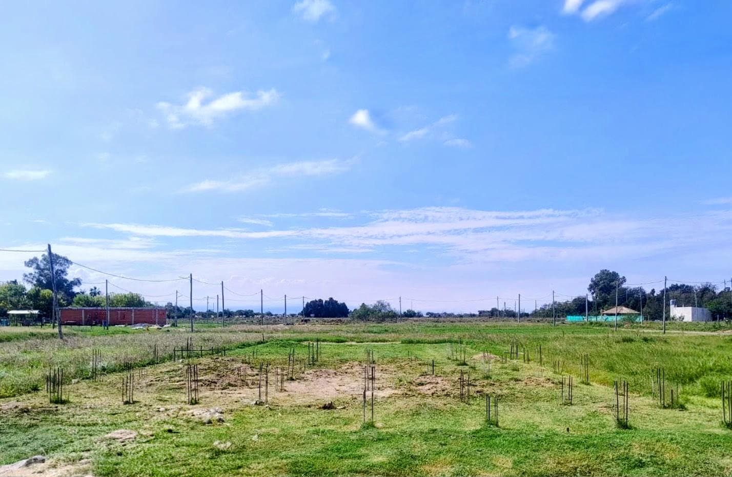Terreno en venta Los Hornos La Plata, con perforación de agua y bomba instalada - 1