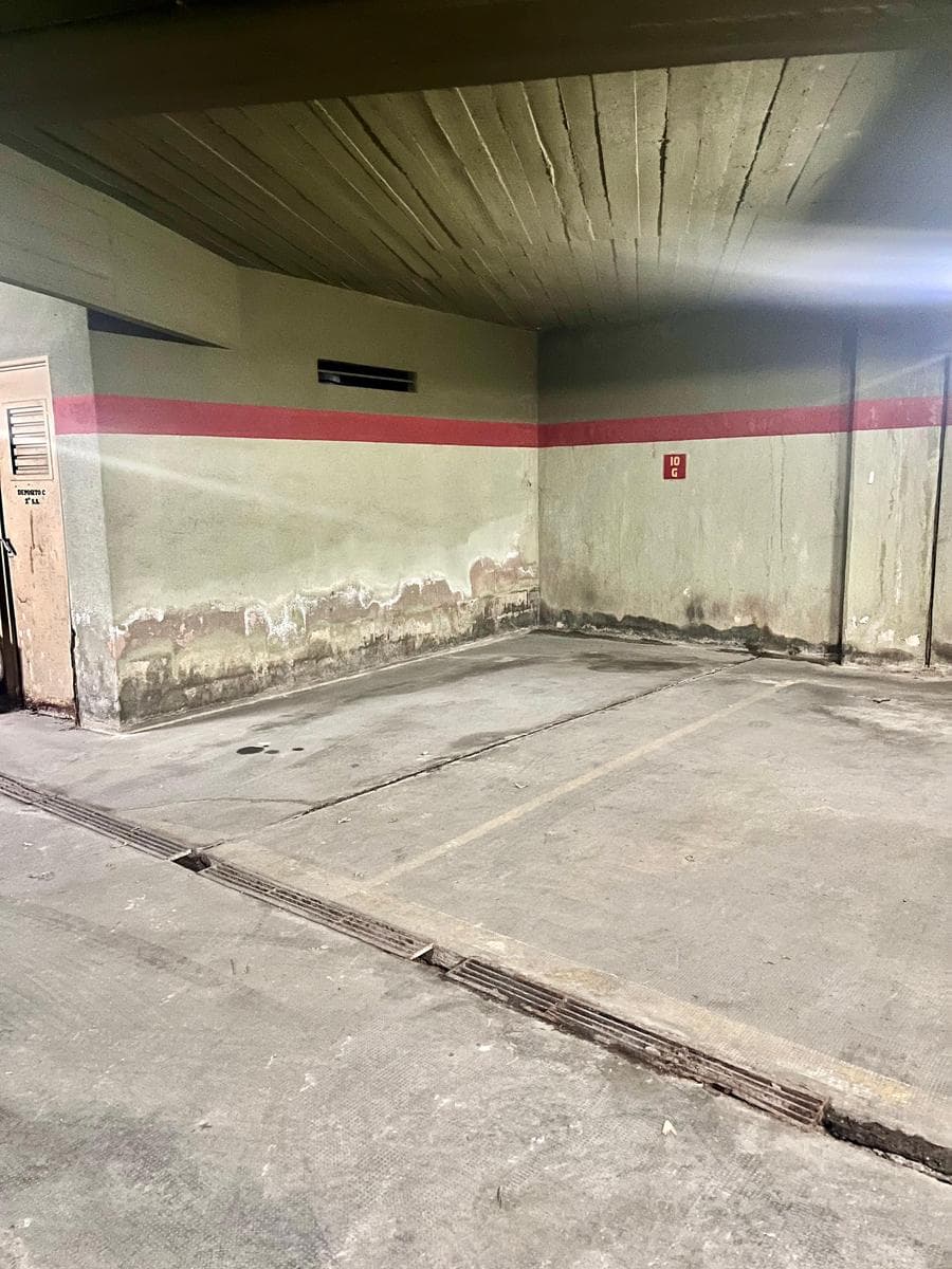 Cochera en Adrogue - 1