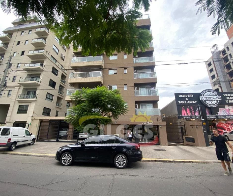 Venta de Cochera en Ituzaingó - 1