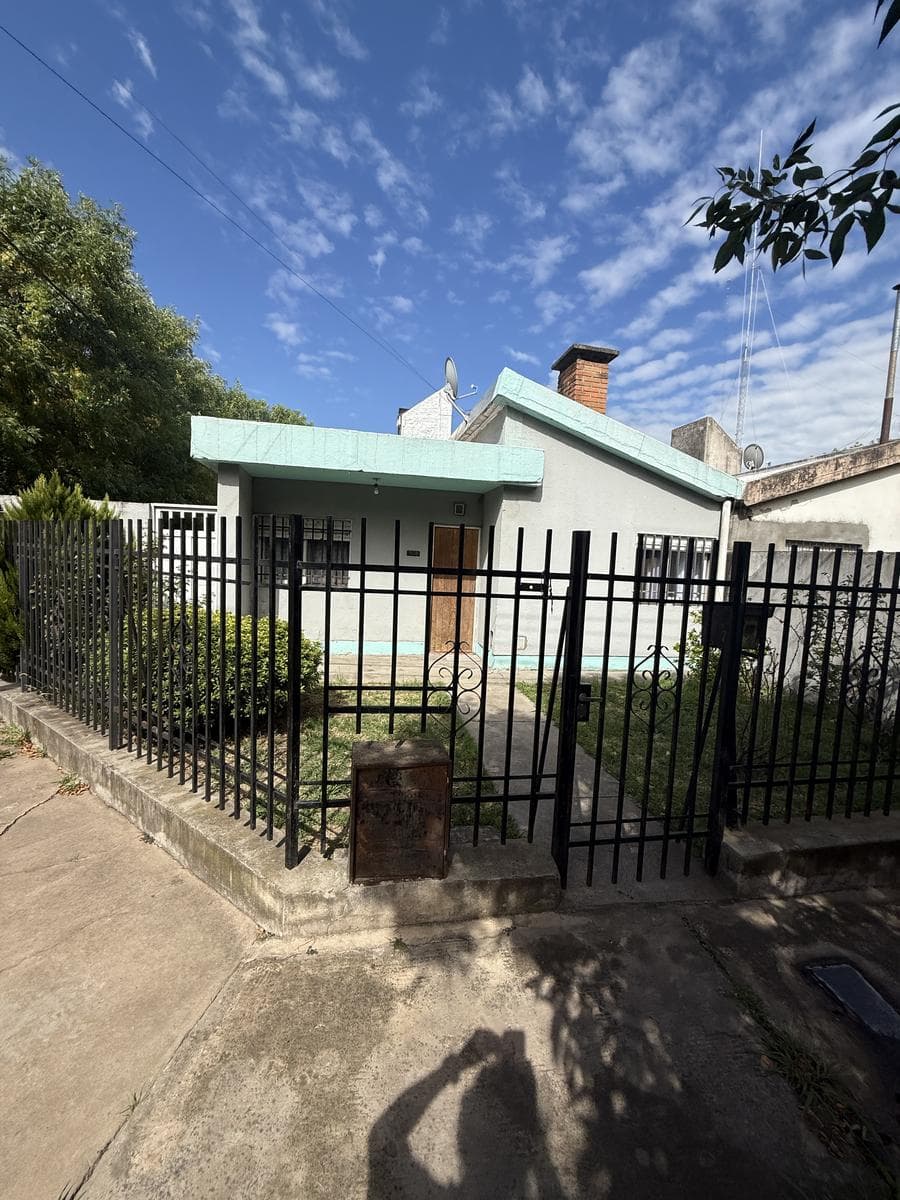 Casa de 3 dormitorios en venta - 1