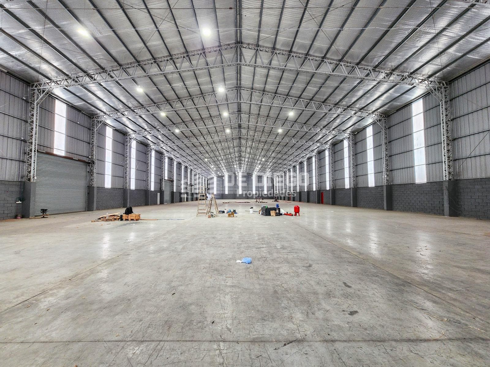 Depósito en Alquiler 2.850 m2 en Canning Parque industrial con seguridad , Ezeiza, GBA Sur - 1