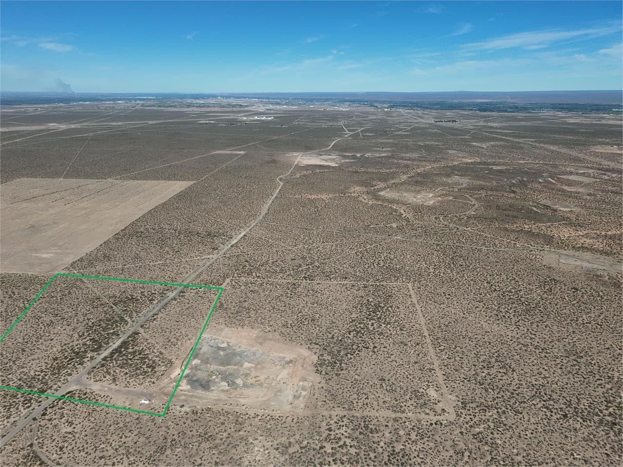 SE VENDEN HECTAREAS EN IMPORTANTE ZONA EN DESARROLLO - 1