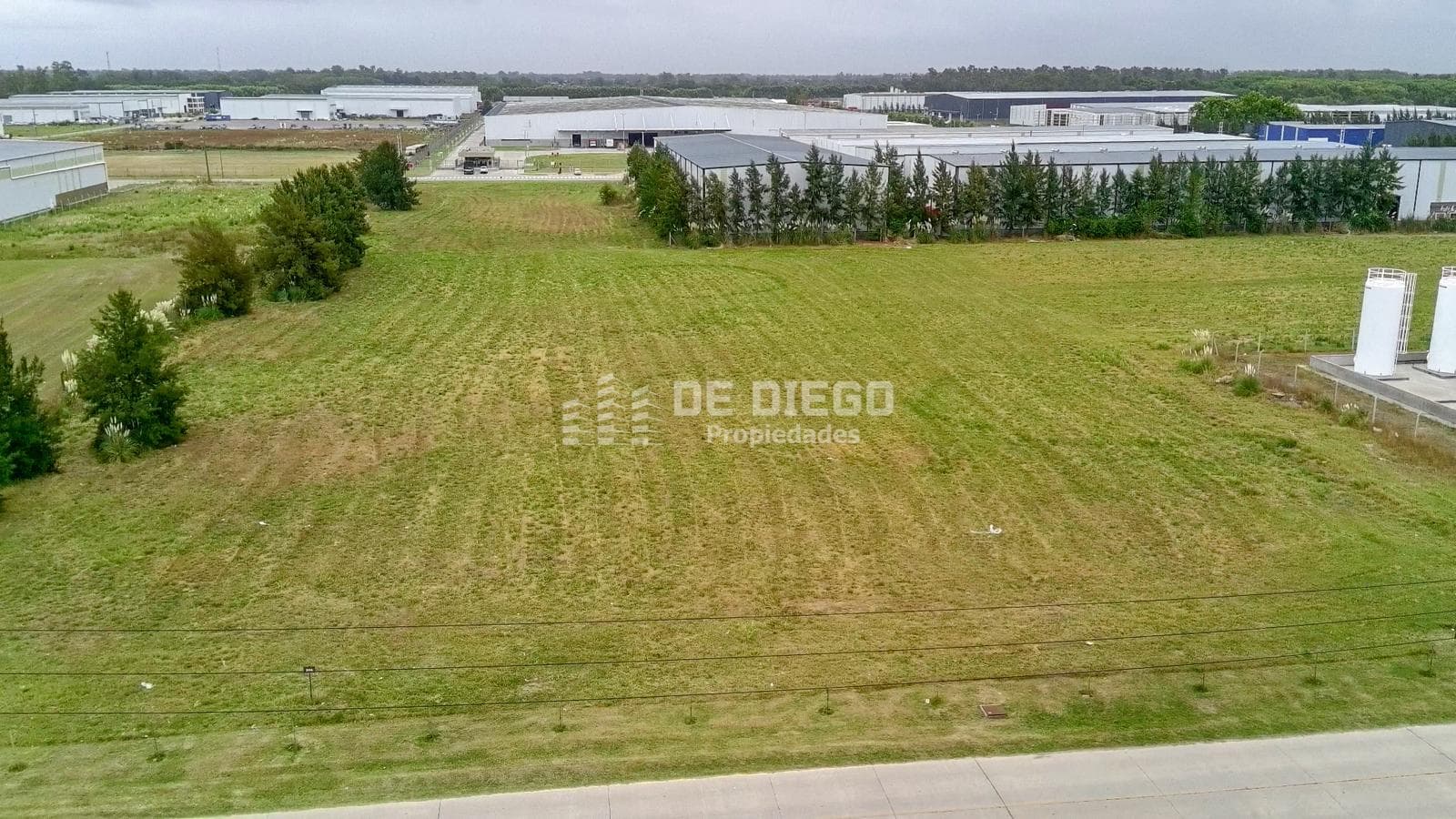 Terreno industrial en venta 13.800 m2 Polo Industrial Ezeiza, GBA Sur - 1