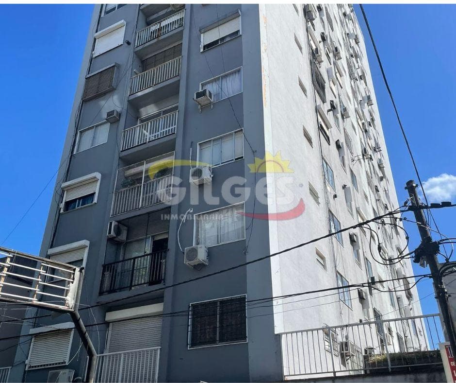 Alquiler de Oficina 2 Ambientes en Ramos Mejia Céntrica Ideal Uso Profesional o Vivienda. - 1