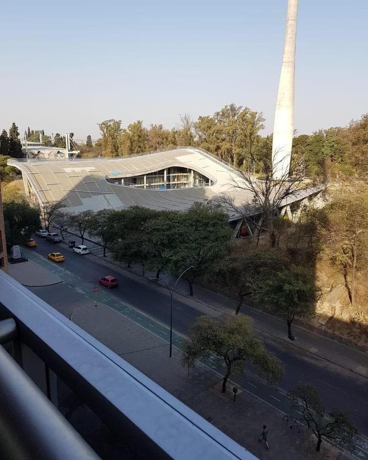 Piso de Autor (Arq. Roca) | 3 Suites | Palier Privado | Doble Cochera | Lugones 400 | APTO CREDITO - 1