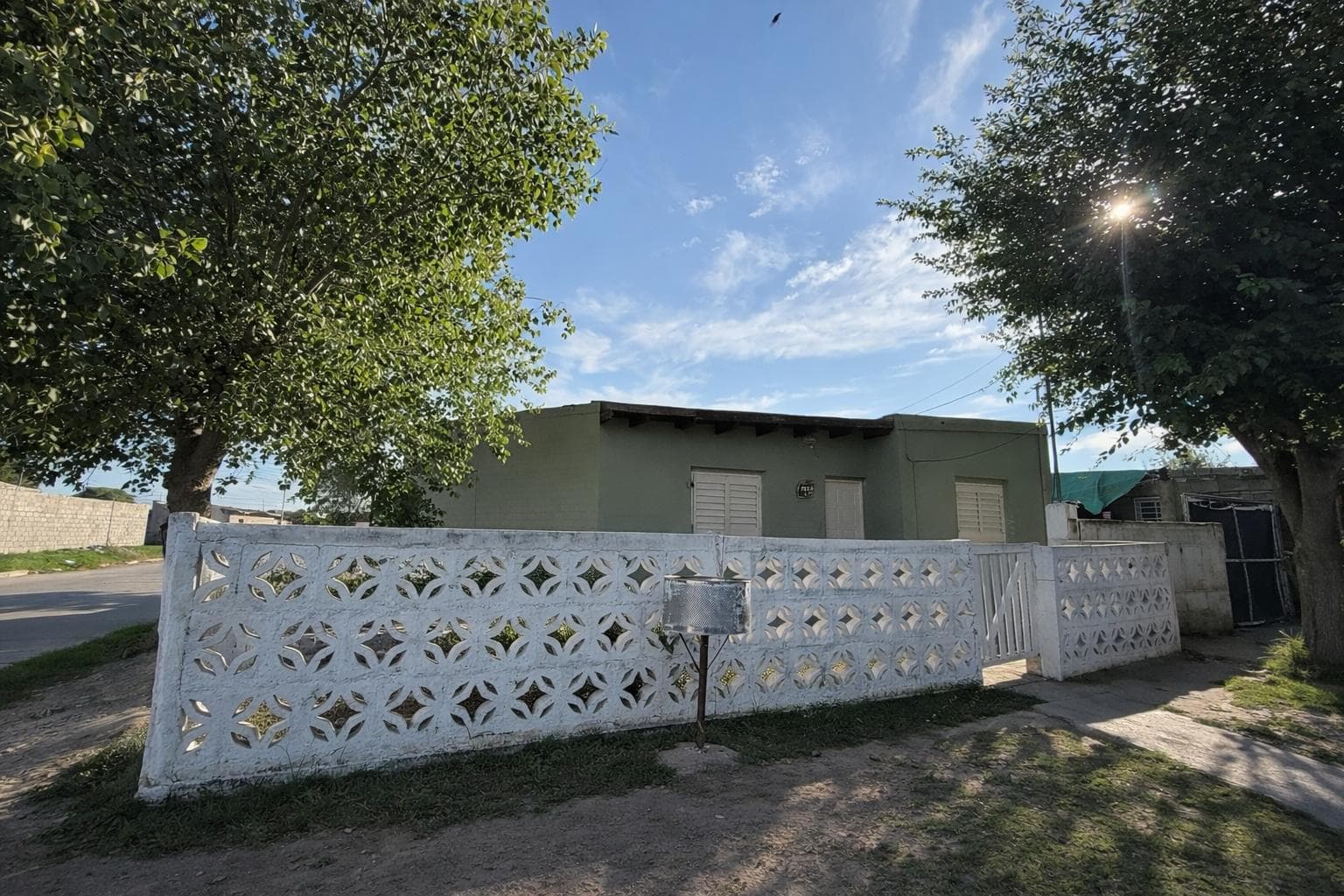 Venta casa Barrio Eva Peron 2 - 1