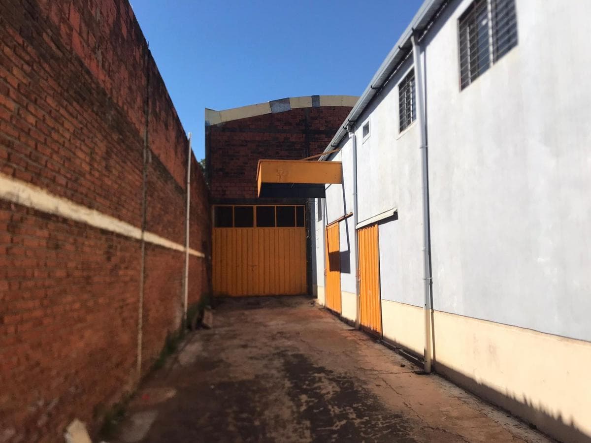 ALQUILO DEPOSITO ZONA URUGUAY Y TRINCHERA POS MNES - 1