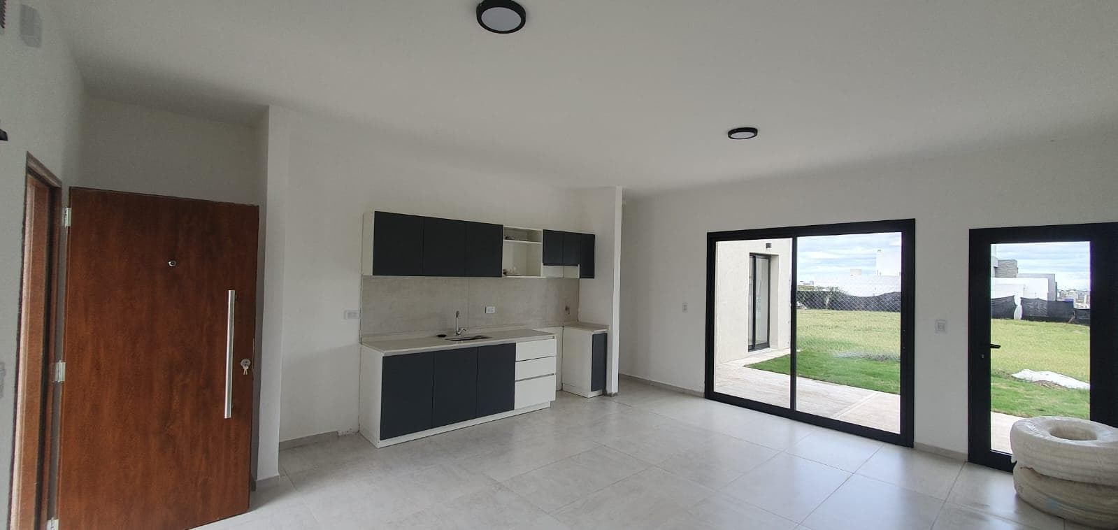 DÚPLEX EN VENTA DOCTA 2 DORMITORIOS - 1