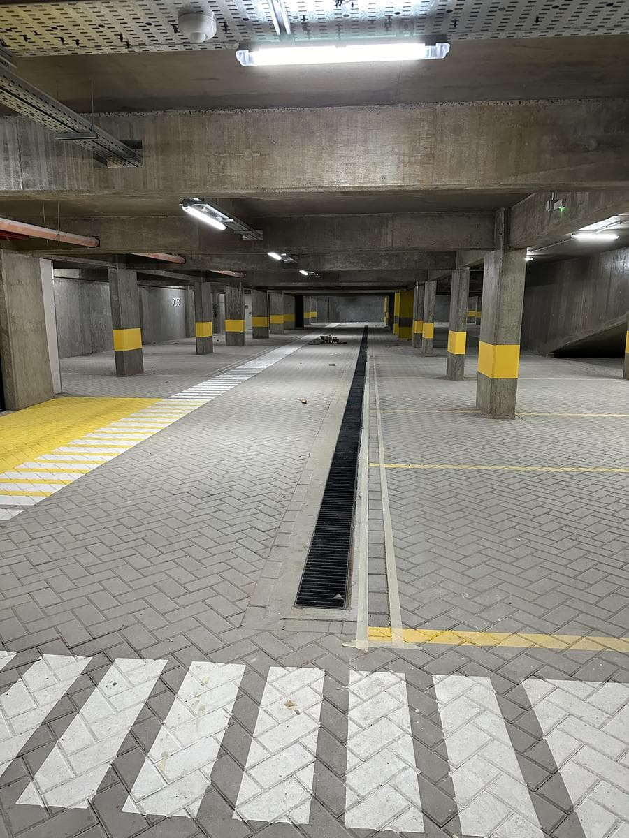 Cochera en República de la Sexta - 1