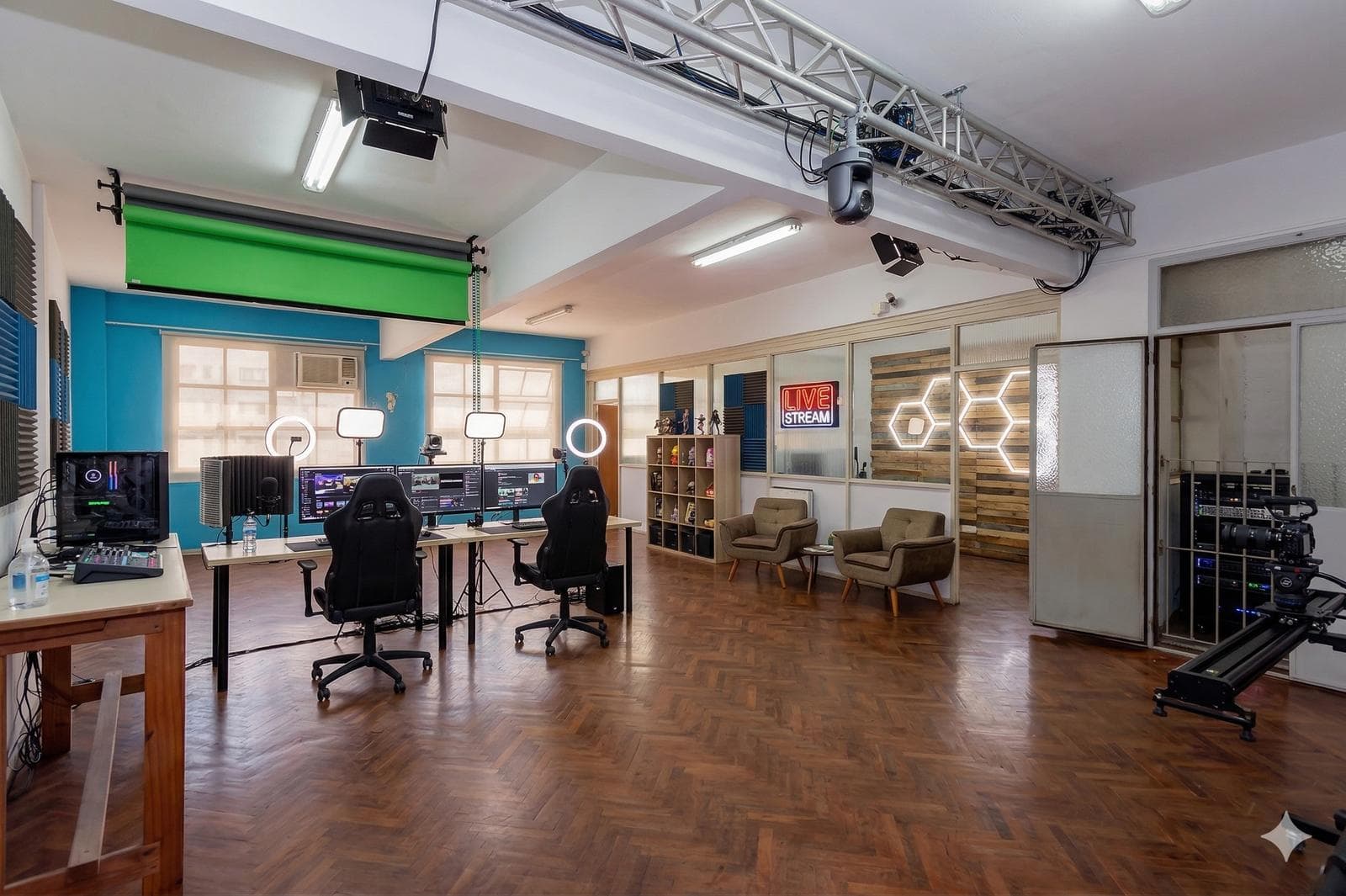 Piso completo 160m2 ideal coworking o estudio profesional - 1