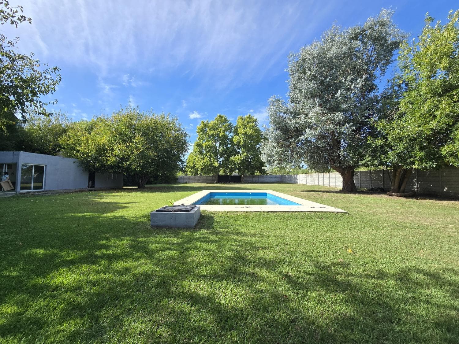 Terreno en venta con departamento de 2amb y pileta - 1