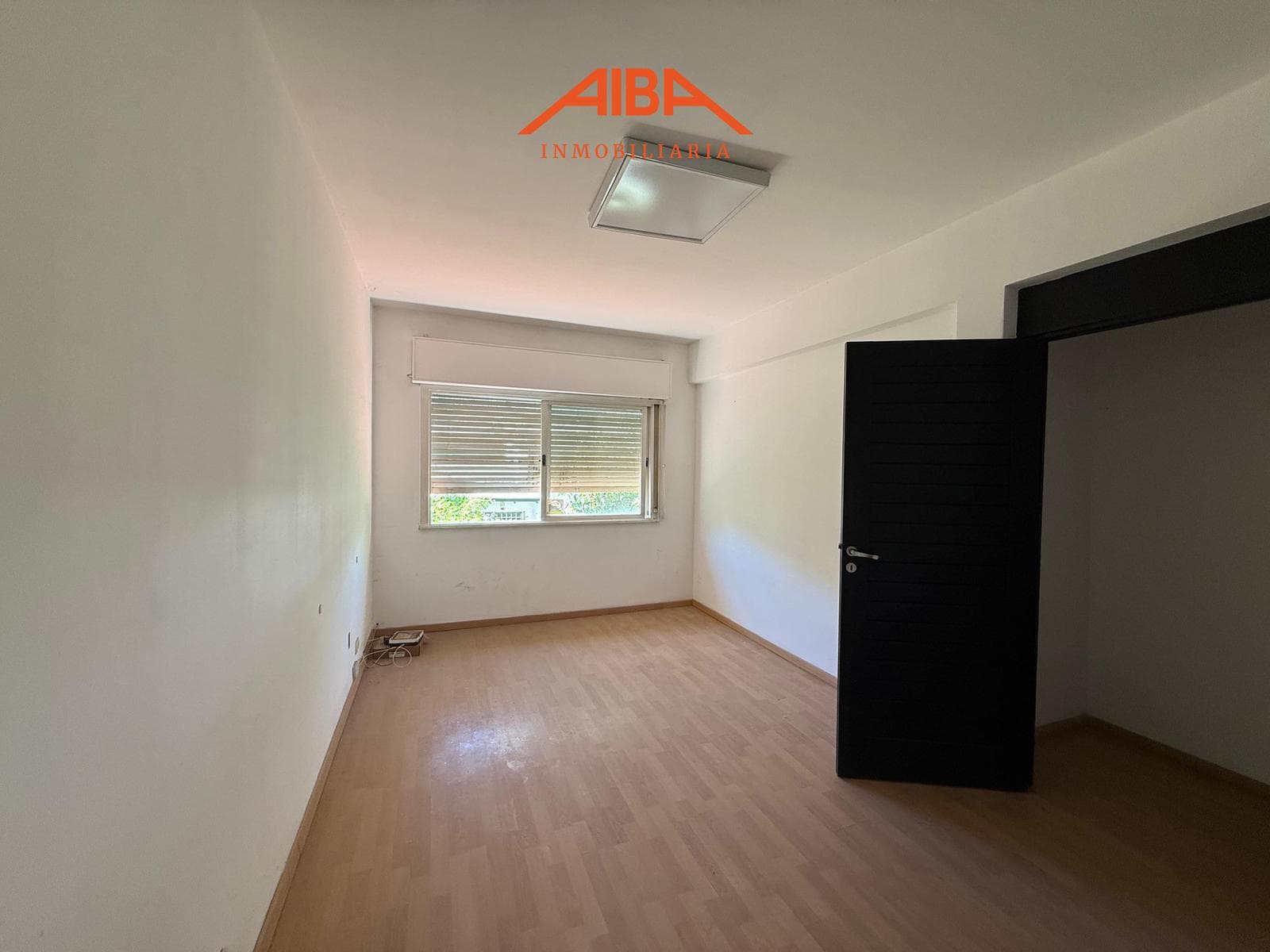 Vende oficinas en pleno centro de la Ciudad de Neuquén - 1