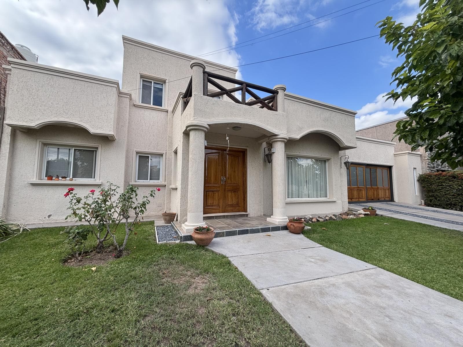 Casa en venta en barrio privado en Coquimbito Maipu - 1