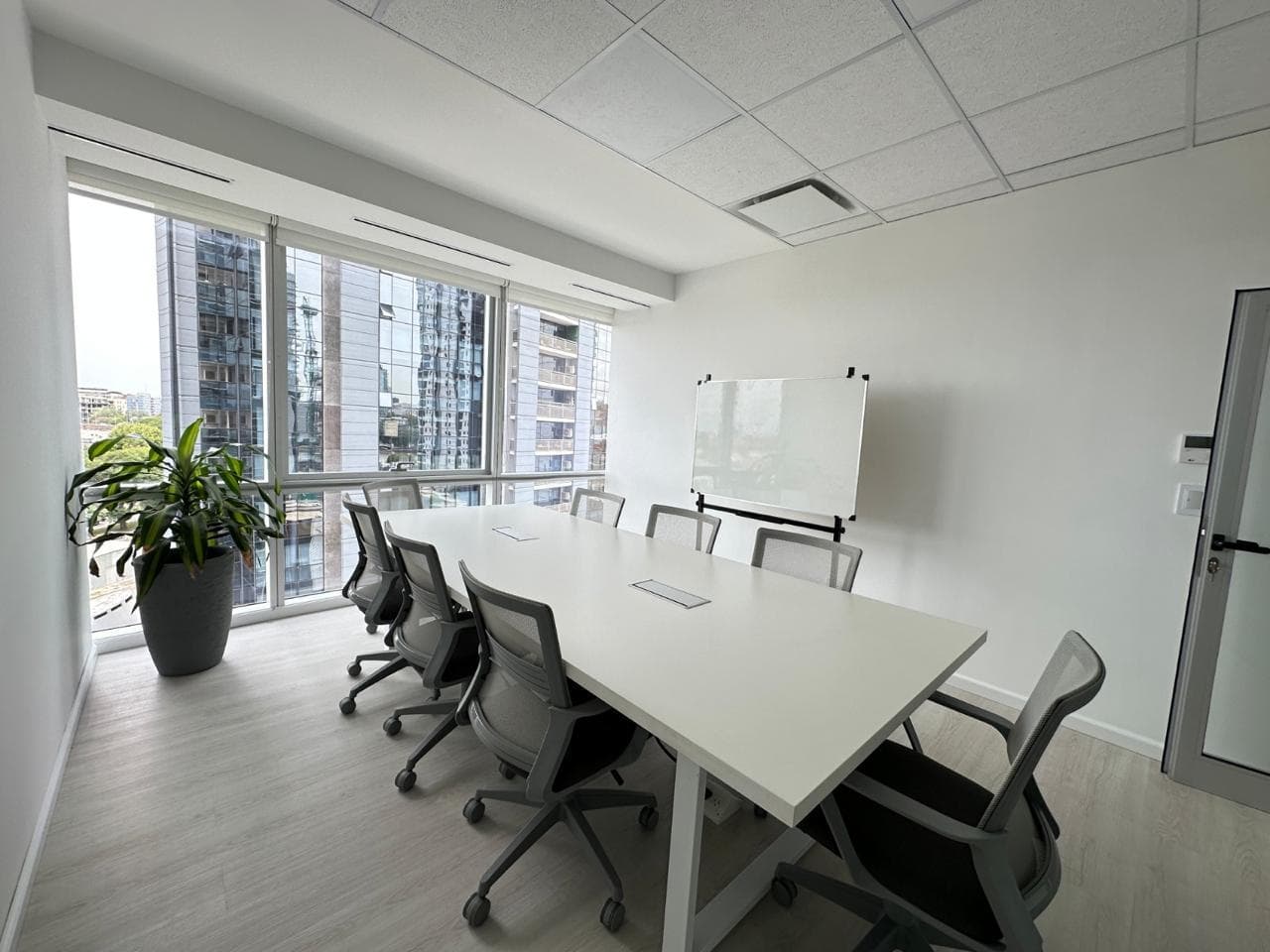 Oficina en alquiler en World Trade Center - 1