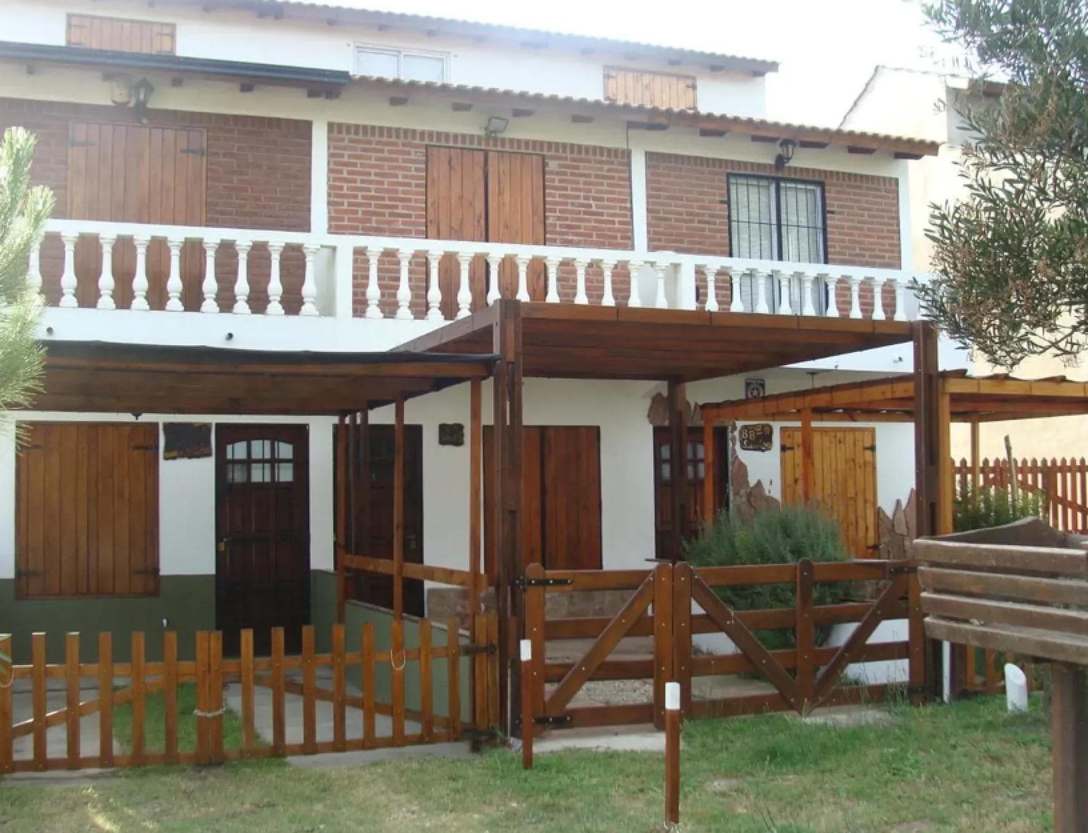Triplex en venta - 3 Dormitorios 1 Baño - Mar del Tuyú - 1