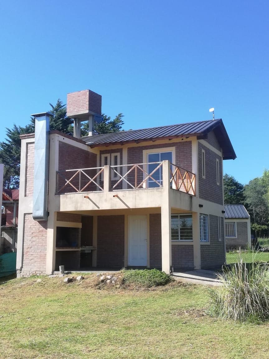 venta duplex 2 dormitorios mas cas de 1 dormitorio los reartes - 1