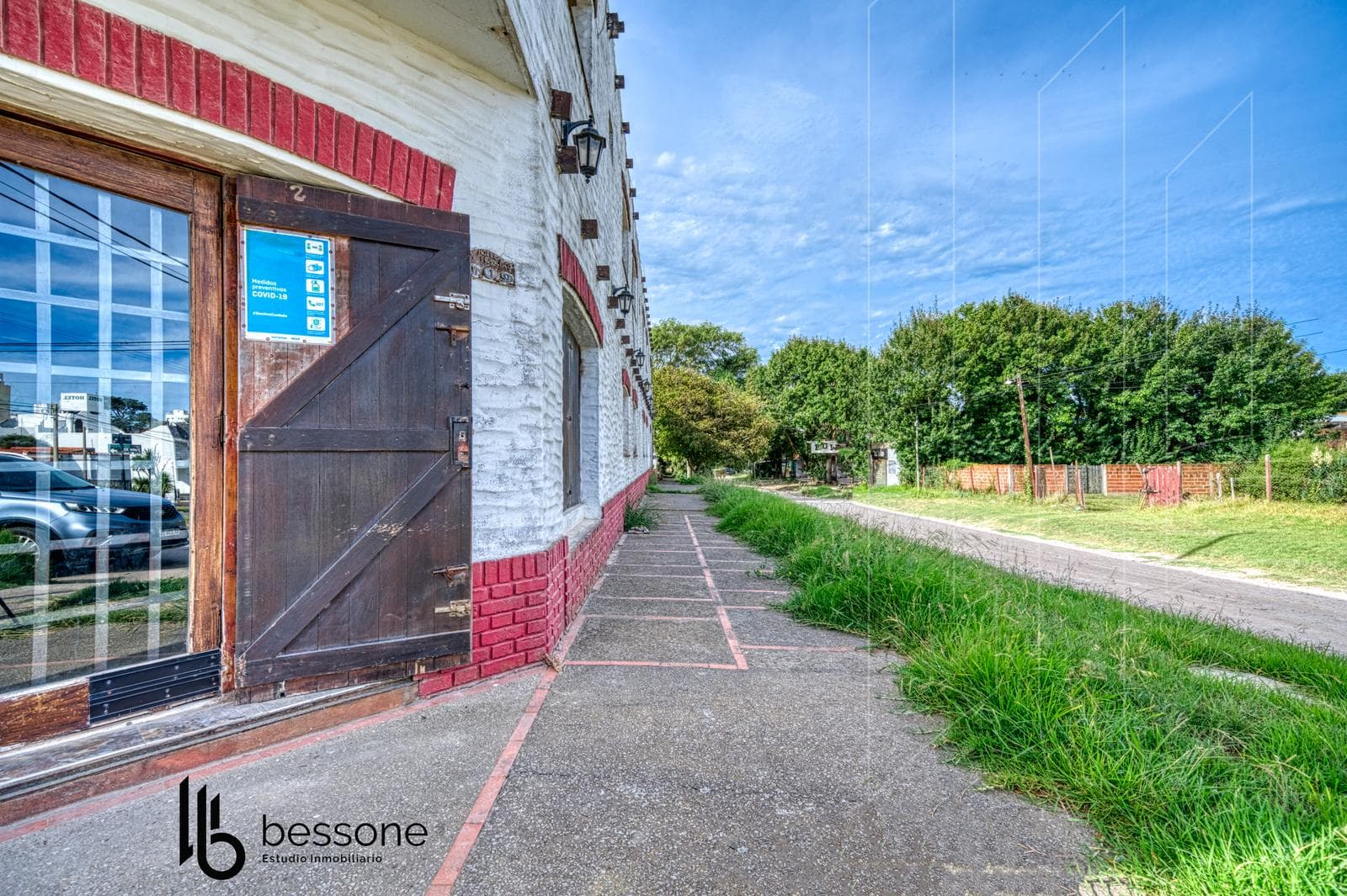 Dos esquinas en bloque en Miramar - 1