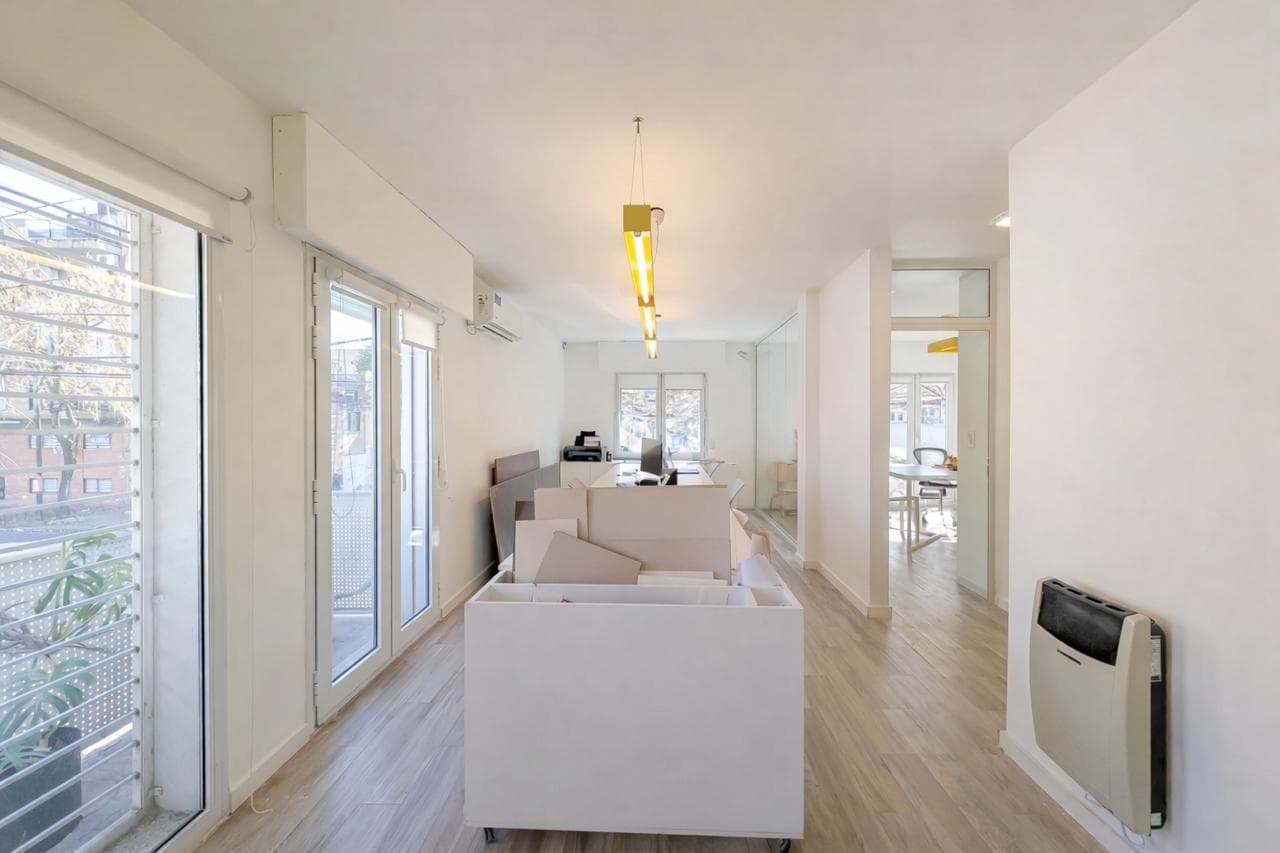 Oficina reciclada en venta - 1