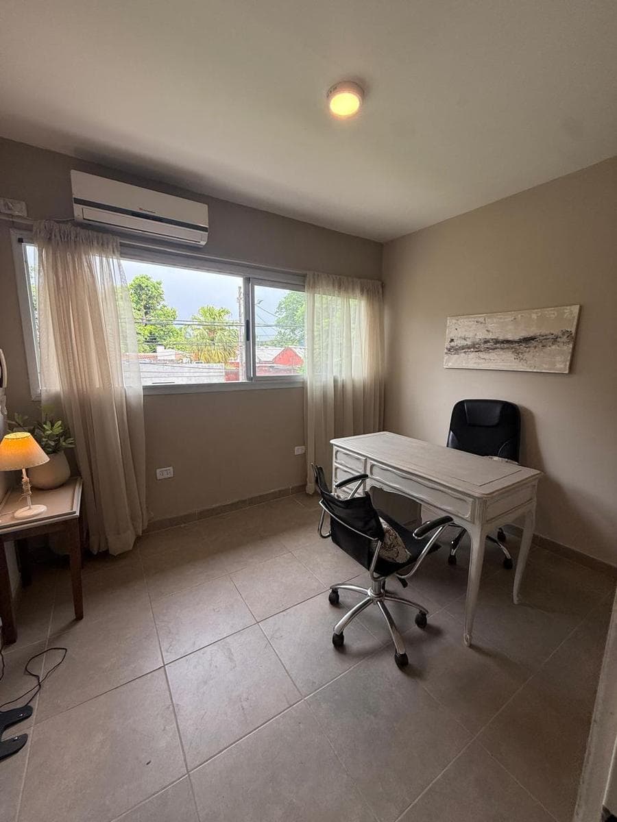 Oficina en Yerba Buena - 1