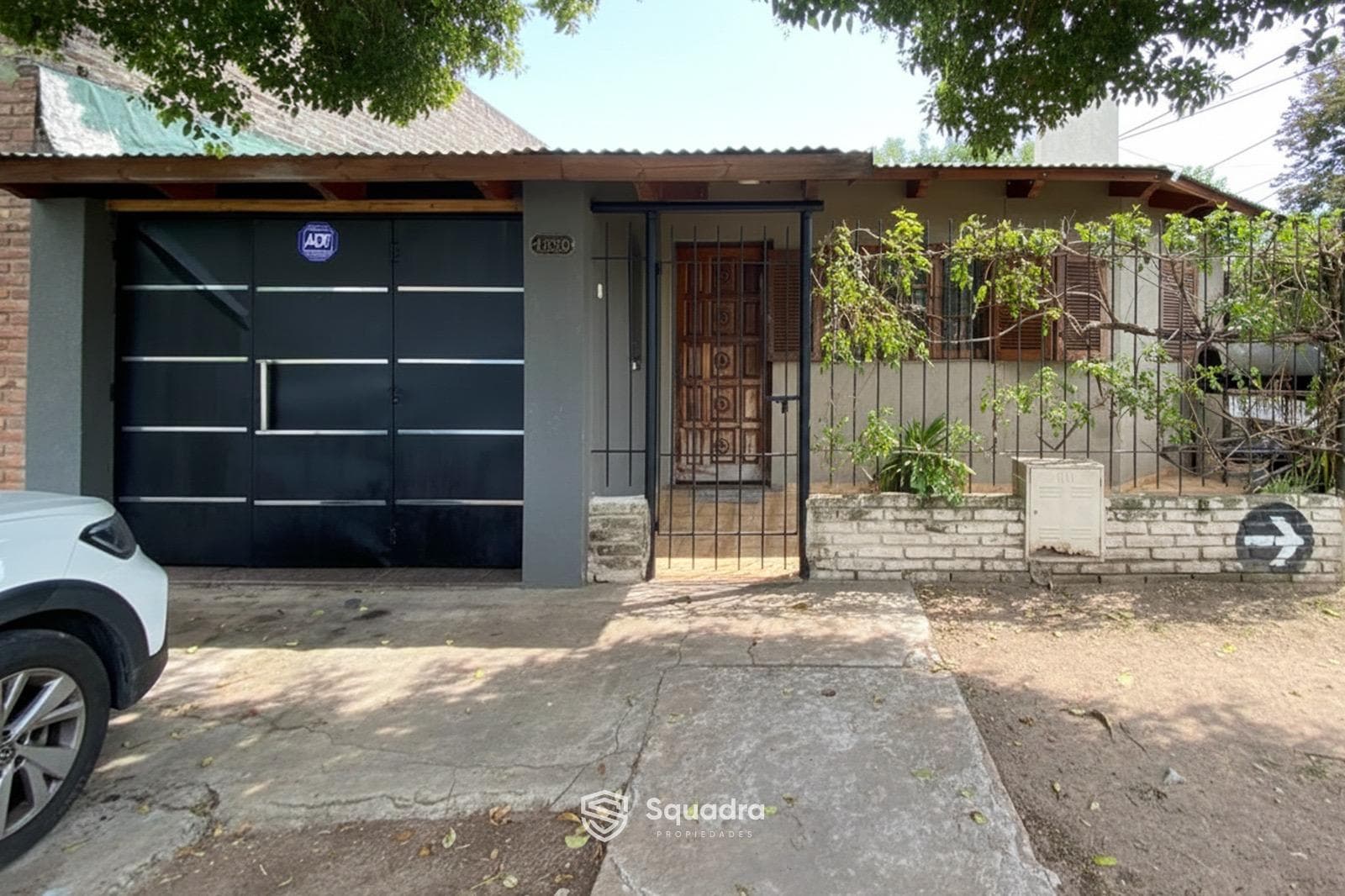 VENTA | PERMUTA - Casa de 3 dormitorios con cochera y patio - Barrio Belgrano, Rosario. - 1