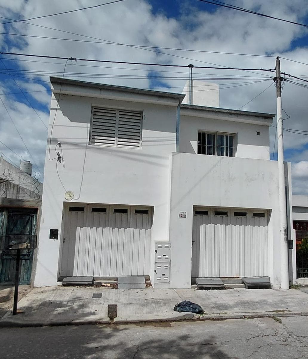 VENTA DOS CASAS EN ALTA CÓRDOBA - 1