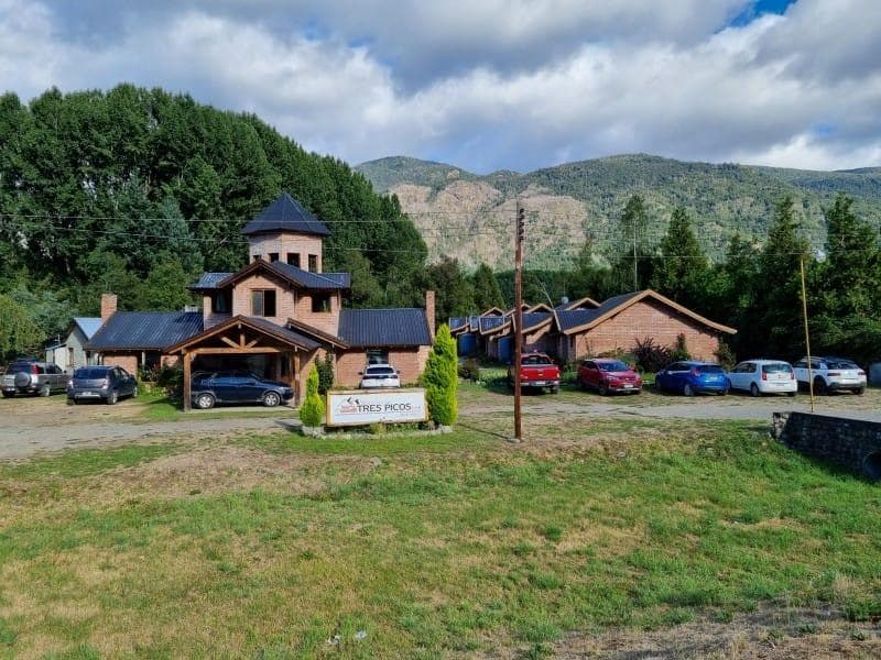 Lago Puelo, Excelente Hostería sobre Ruta 16 - 1