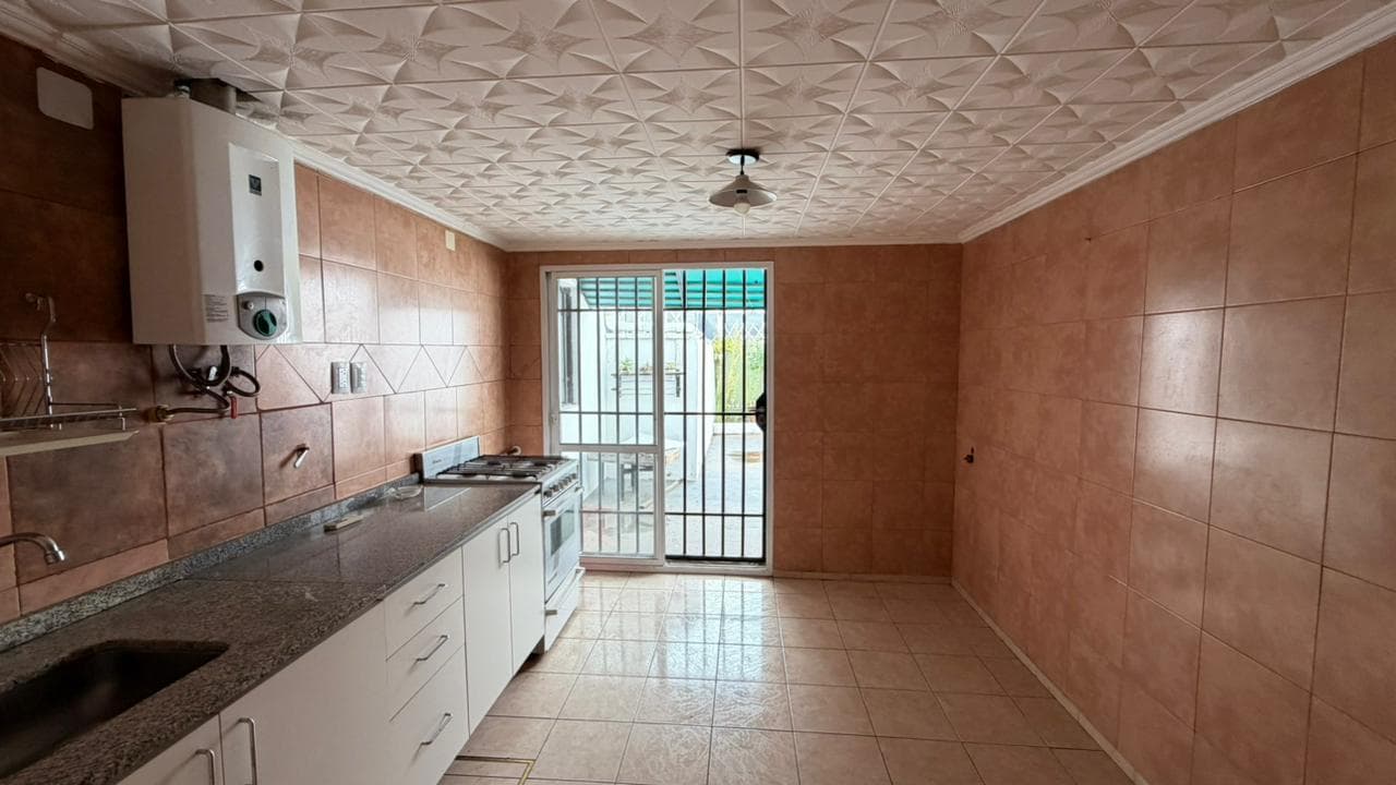 DEPTO CERRO DE LAS ROSAS/ AV RAFAEL NUÑEZ APTO CREDITO - 1