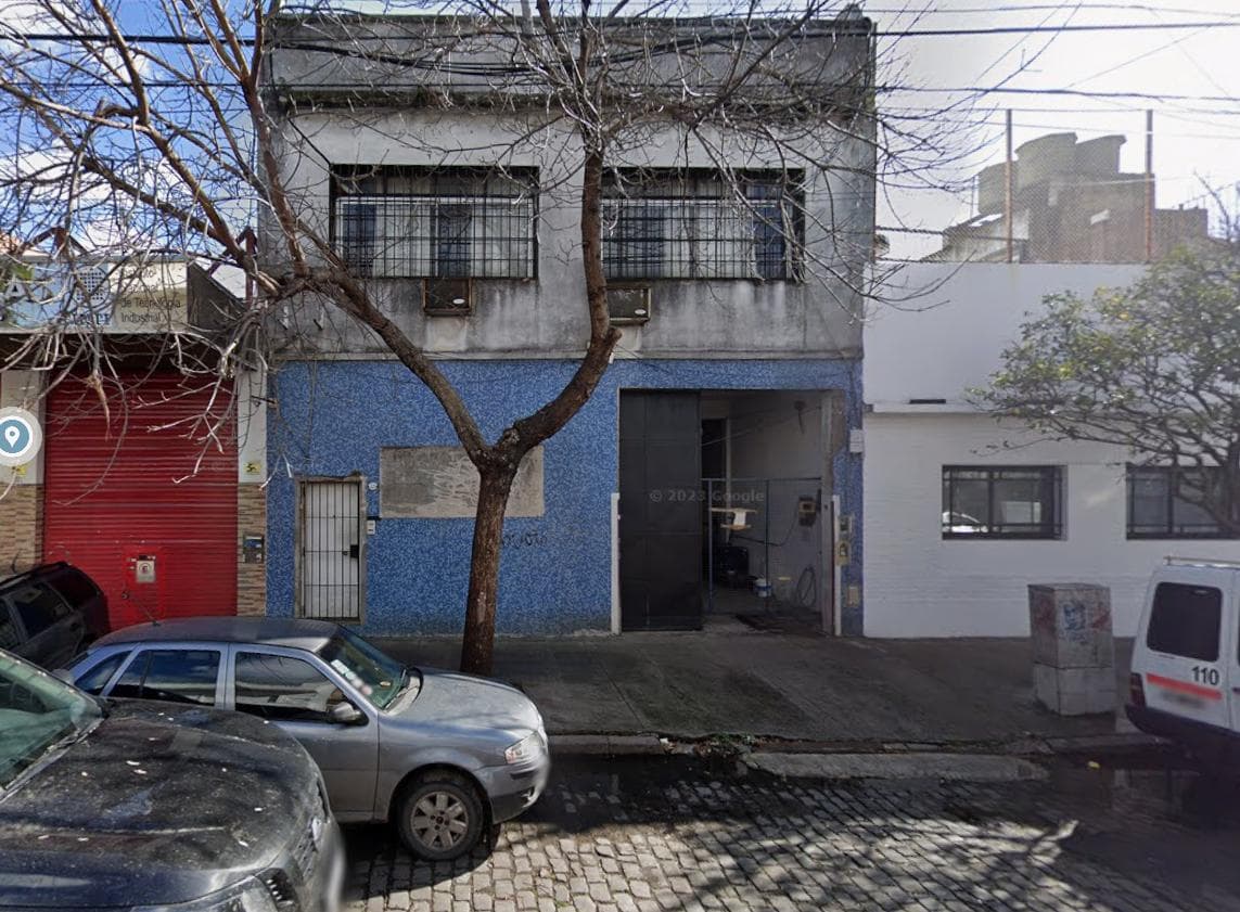 Excelente Depósito en Villa Crespo En Venta! - 1