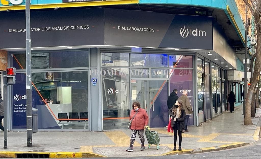 Alquiler Local en Esquina en Balvanera / Once - 1