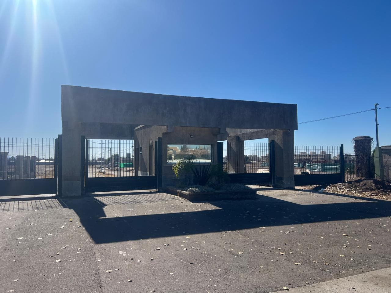 Terreno en Barrio Pinar del Sol 9 - 1