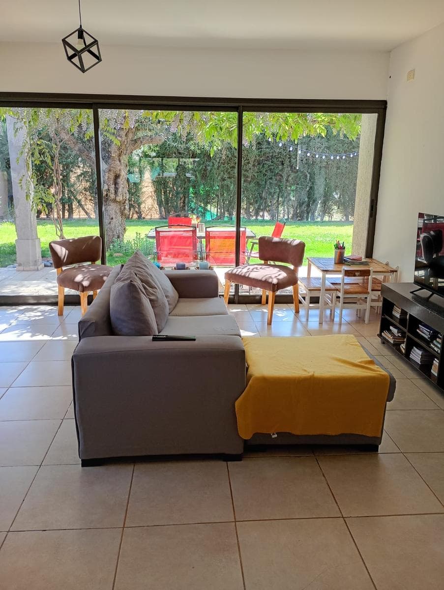 Casa en alquiler en Barrio Zetavi, Lujan de Cuyo. - 1