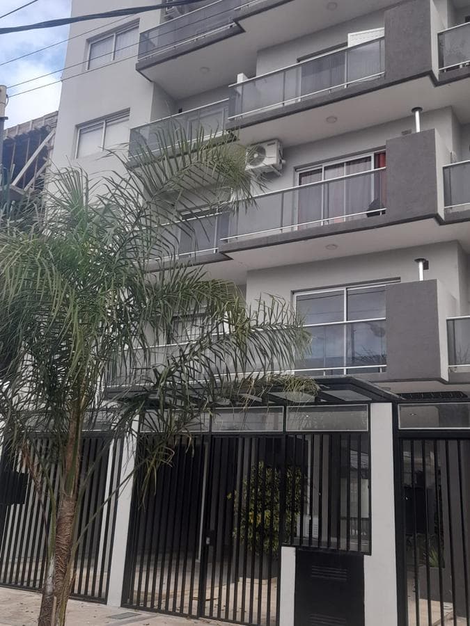 Departamento en alquiler , monoambiente - Jose León Suarez - 1