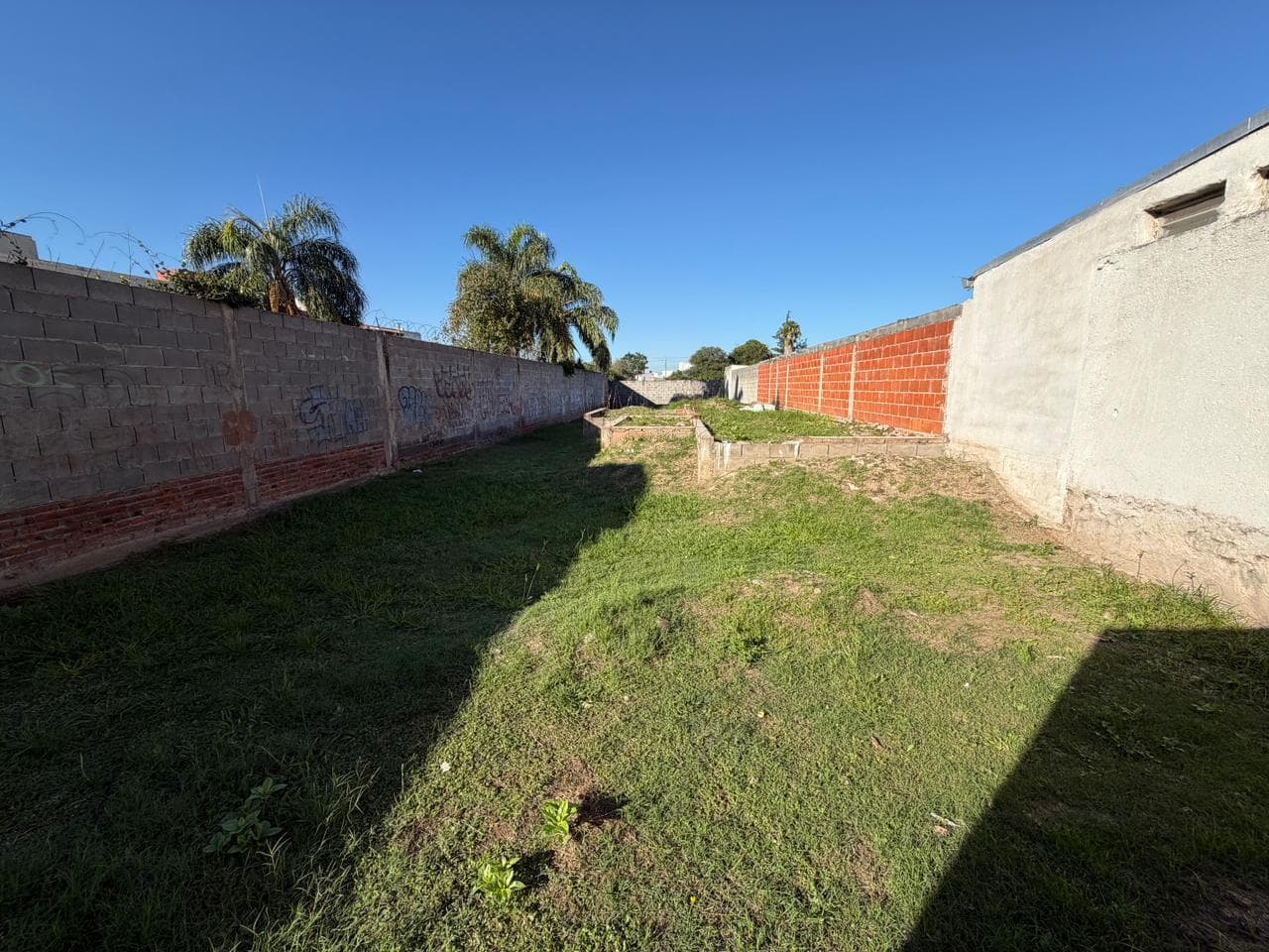 VENTA – Terreno de 450 m² con proyecto aprobado en excelente ubicación - 1