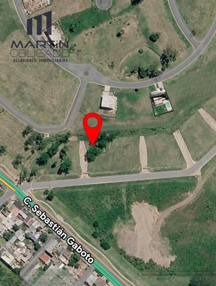 Lote en Barrio con Portón, Bella Vista - 1