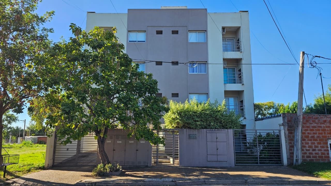 Departamento en Colón - 1