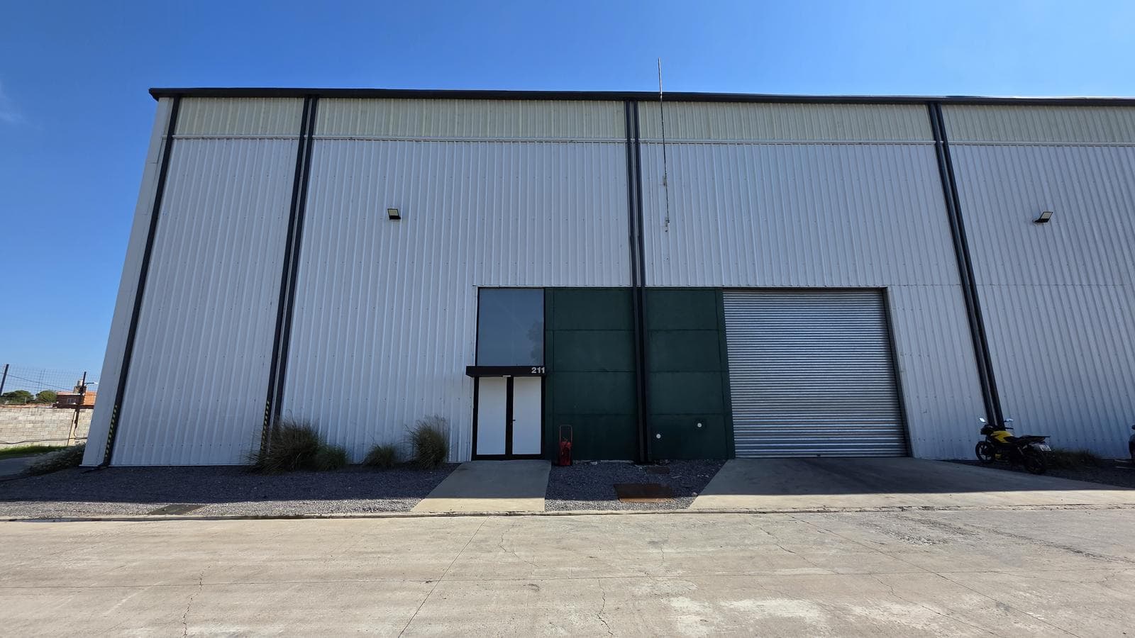 Nave Industrial en alquiler en el parque industrial Panamericana 36 - 1