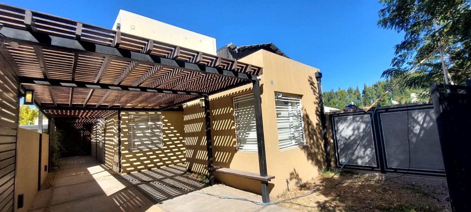 Vende Casa 3 Habitaciones - Plottier - 1