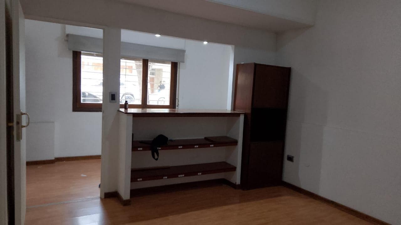 Alquiler Oficina 3 Hab. - Cipolletti Centro - 1